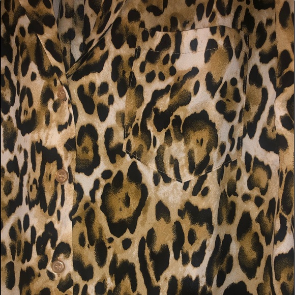 Abound Tan Leopard Camp Shirt - Picture 11 of 12